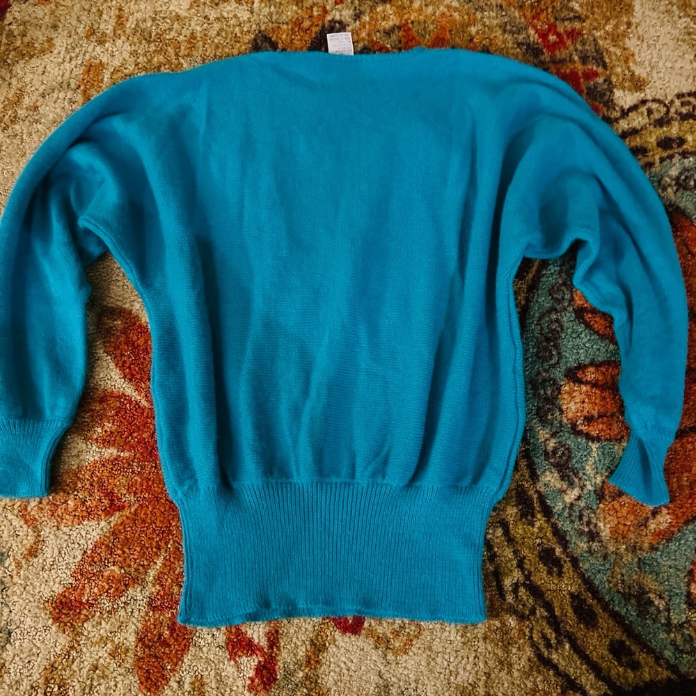 80’s SWEATER MED - Picture 2 of 3